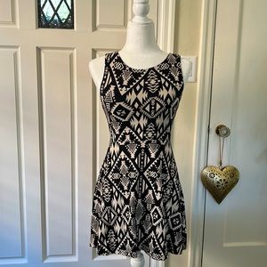 VS Pink Black Beige Dress XS